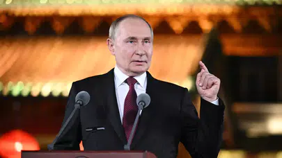 Rusya gözünü Ay'a dikti! Putin nükleer üs için tarih verdi