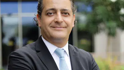 Rönesans Enerji yenilenebilir enerji yatırımlarıyla EMEA Finance'tan üç ödül kazandı