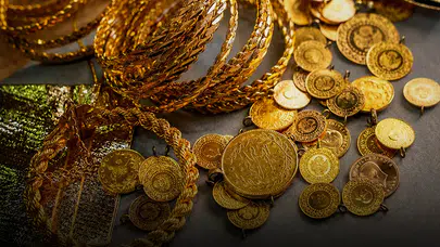 Kapalıçarşı’da altın fiyatları hareketlendi: Gram altın yeniden yükselişe geçti!