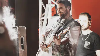 Geçirdiği ameliyatlar sonrası sahnelere dönen Murat Dalkılıç'tan 4 günde 4 konser
