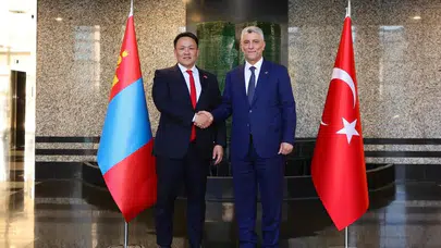 Ticaret bakanı Ömer Bolat, Moğolistan başbakan yardımcısı Nomtoibayar ile Ankara'da buluştu