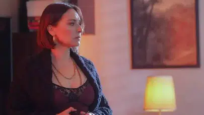 Aşk ve Taht Ayça Bingöl kimdir? Ümmühan Hatunu mu oynayacak, dizi ne zaman başlayacak, hangi kanalda yayınlanacak?