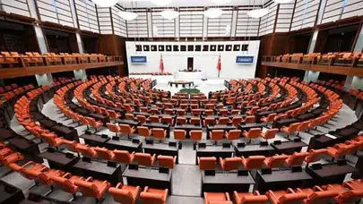 AK Parti'den tarihi adım: 12. yargı paketi ile hangi davalar hızlanacak?