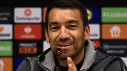 Beşiktaş'ın eski hocasından dev imza: Yeni adresi herkesi şaşırttı!