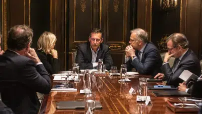 Silikon Vadisi’nin karanlık odası ifşa oldu: Peter Thiel’in gizli topluluğu sızdırıldı!