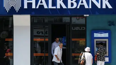 Halkbank'ın 5 milyar dolarlık yurt dışı borçlanma tavanına SPK'dan onay