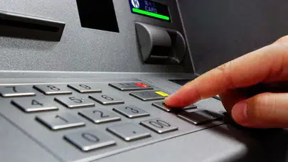 15 Temmuz'da bankalar çalışıyor mu, şubeler açık mı? EFT yapılır mı, havale geçer mi, FAST çalışıyor mu?