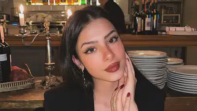 İlk buluşma itirafı yankı uyandırmıştı! Ecem Öz hakkında bilinmeyenler...