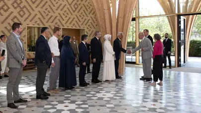 Türkiye'nin desteklediği projeye kraliyet dokunuşu: Kral 3. Charles Cambridge Merkez Camisi'nde