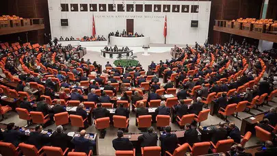 Öğrenci affı meclis yolunda: Üniversiteden ilişiği kesilenlere müjde!