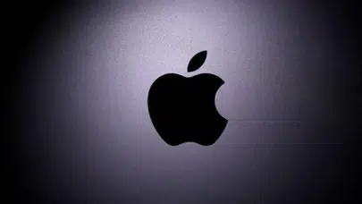 Apple 20. yılına özel kuralları yıkıyor: Karşınızda devasa ekranlı iPhone 20!