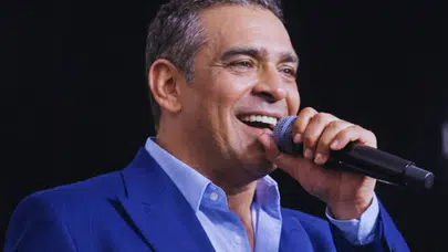 Şarkıcı Ege müzik kariyerindeki 30. yılını Ayvalık'ta kutlayacak