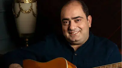 Tolgshow Yıldızlar piyanisti kim? Özer Atik kimdir, kaç yaşında, nereli, evli mi, çocuğu var mı, albümleri neler?
