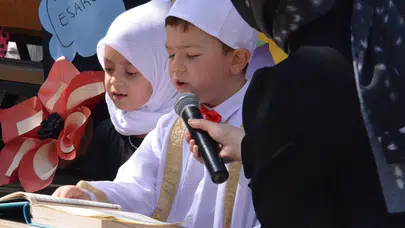 Kütahya'da yaz Kur'an kursu öğrencilerine renkli çocuk şenliği