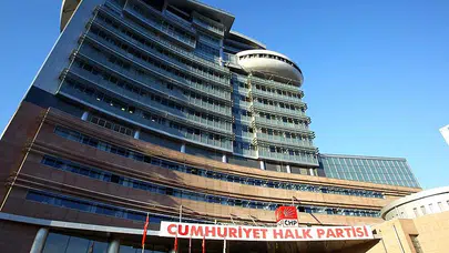 Özgür Özel ve ekibinden yeni kurultay adımı! Yarın mahkemeye başvuruluyor