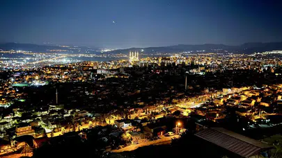 Elektrik trafosunda patlama! Mahalle karanlığa gömüldü