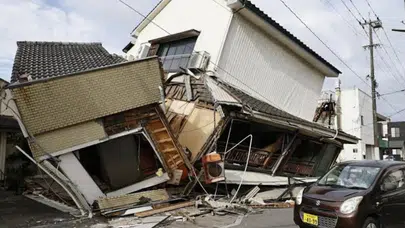 Japonya 6,8 büyüklüğündeki depremle sarsıldı: 13 can kaybı, zamana karşı yarış başladı