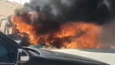 Suriye’den acı haber: İki yolcu otobüsü çarpıştı, çok sayıda ölü ve yaralı var!