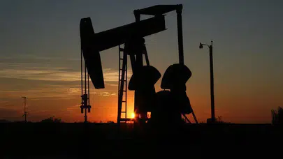 Orta Doğu alev alev, petrol fiyatları fırladı: Hürmüz Boğazı'nda sevkiyat durma noktasında!