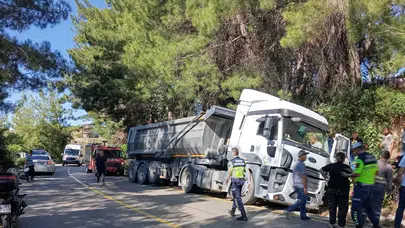 Osmaniye'de feci kaza: Hafriyat kamyonu ile otomobil çarpıştı, 1 ölü!