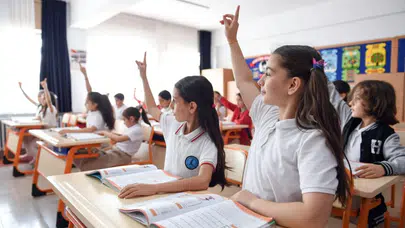 MEB 2026 okul kuralları değişti! Kayıt, devamsızlık ve uyum haftasında yeni dönem
