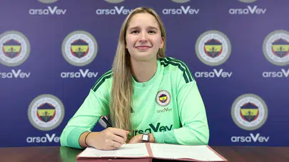Soledad Belotto kimdir, kaç yaşında, nereli, hangi takımlarda oynadı, Fenerbahçe ile kaç yıllık sözleşme imzaladı?