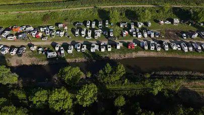 Edirne'de oteller doldu, güreşseverler çadıra yöneldi