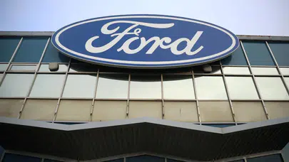 Robotlar kaliteyi bozdu: Ford işten çıkardığı kadroyu geri aldı
