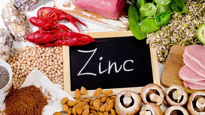 Çinko nedir? Ne işe yarar, faydaları nelerdir ve hangi besinlerde bulunur, eksikliği cildi etkiler mı, bağışıklığı nasıl etkiler?