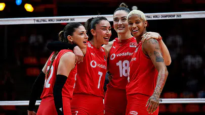Japonya-Türkiye VNL maçı saat kaçta, hangi kanalda, şifresiz mi, TRT Spor'da mı, Ebrar Karakurt oynuyor mu?
