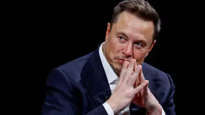 Elon Musk’tan Hollywood’u sallayacak hamle: Mel Gibson’a 100 milyon dolarlık film teklifi!