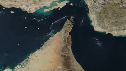 Hürmüz Boğazı’nda sürpriz ittifak! Üç ülke masada buluşuyor