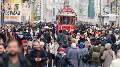 2.5 milyon insan bavulunu topladı: İşte Türkiye’nin 2025 göç haritası!