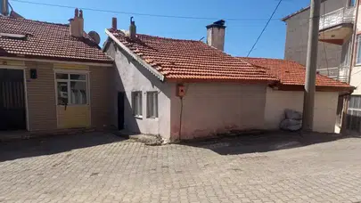 Isparta'da gürültü tartışması katliamla bitti: Anne hayatını kaybetti, kızı ağır yaralı