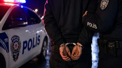 İçişleri Bakanlığı duyurdu: Yurt dışına kaçan 65 firari Türkiye'ye getirildi!