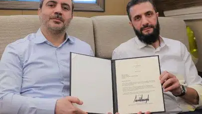 Trump imzayı attı! Suriye, ABD'nin 'teröre destek veren ülkeler' listesinden çıktı!