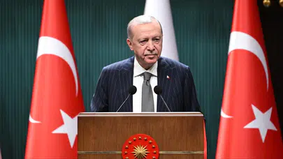Cumhurbaşkanı Erdoğan’ın diploması trafiği hız kazandı: Zirve öncesi kritik hamle!