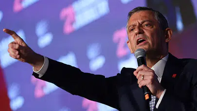 CHP grubunda son hitap: Özgür Özel veda etti, yeni partinin kadrosu netleşti