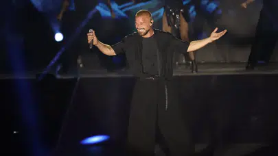 Ricky Martin 15 yıl aradan sonra İstanbul'da konser verdi