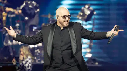 31 derece sıcakta dikkat çeken rekor! Pitbull hayranları Guinness'i altüst etti