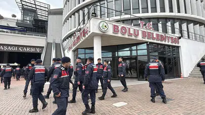Tanju Özcan hakim karşısında: Bolu'da 19 sanığın yargılandığı dava başladı!