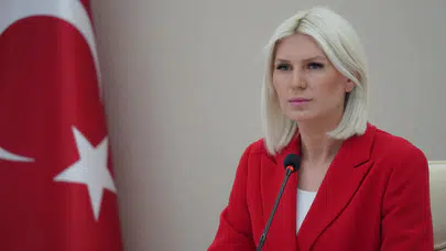CHP'den bir ayrılık daha! Bilecik Belediye Başkanı Melek Mızrak Subaşı Yeni Parti'ye geçiyor