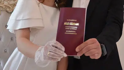 Gençlerin evlilik hayaline devlet katkısı: 160 binden fazla gence ödeme yapıldı!