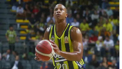 Fenerbahçe Beko'dan ayrılan Devon Hall'dan sürpriz karar! işte yeni takımı