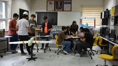 Trabzon'da robotik heyecanı! 21 lise takımı teknoloji yarışında buluşacak