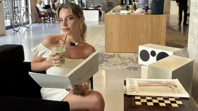 Nebula Paris'te Saint Laurent ile iş birliği temaslarında bulundu