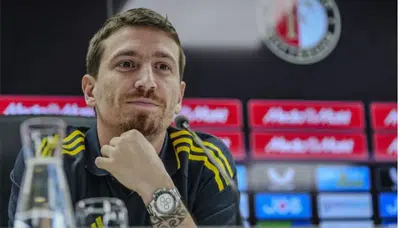 Kaptan gemisini terk etmedi: Mert Hakan Yandaş ile 1 yıl daha!