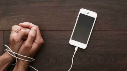 Telefon bağımlılığı nasıl azaltılır? Ekran süresini düşürme yolları, 20 saniye kuralı nedir? Güne telefonsuz başlamak ne sağlar?