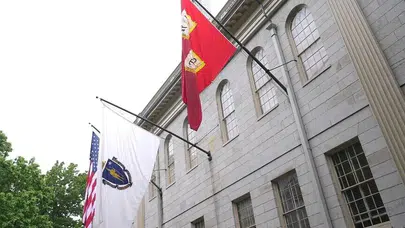 Harvard'a dev soruşturma: Yabancı bağışlar ABD'li öğrencileri dışlıyor mu?