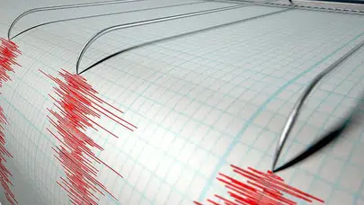 Endonezya açıklarında şiddetli sarsıntı: 6,2 ile sallandılar!